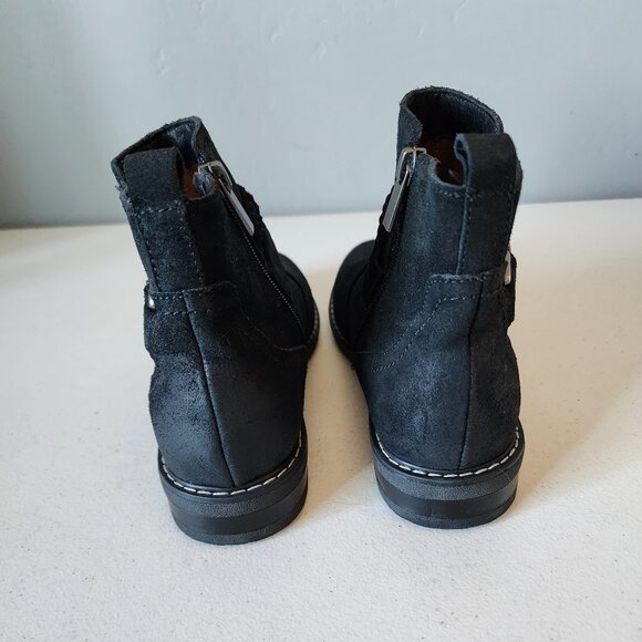 Earth Black Suede Bootie "NEW" - Picture 6 of 16